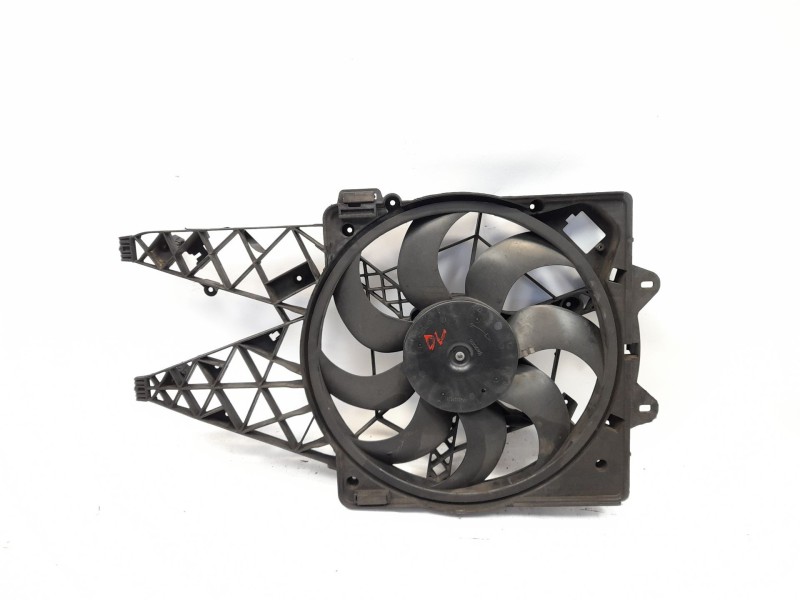 Recambio de electroventilador para fiat doblo ii cargo (263) furgón base referencia OEM IAM 519673510 896010100 8D9200000