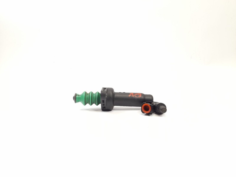 Recambio de bombin embrague para seat ibiza iii (6l1)1.9 tdi referencia OEM IAM 6Q0721261C  