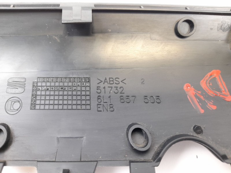 Recambio de moldura para seat ibiza iii (6l1)1.9 tdi referencia OEM IAM 6L1857505  