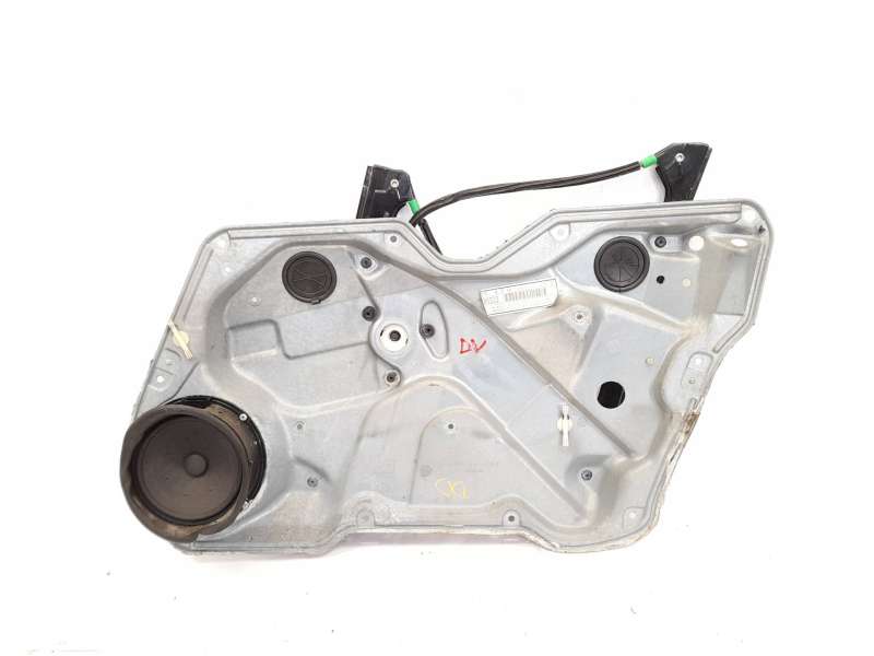ELEVALUNAS DELANTERO DERECHO 1M0837756 