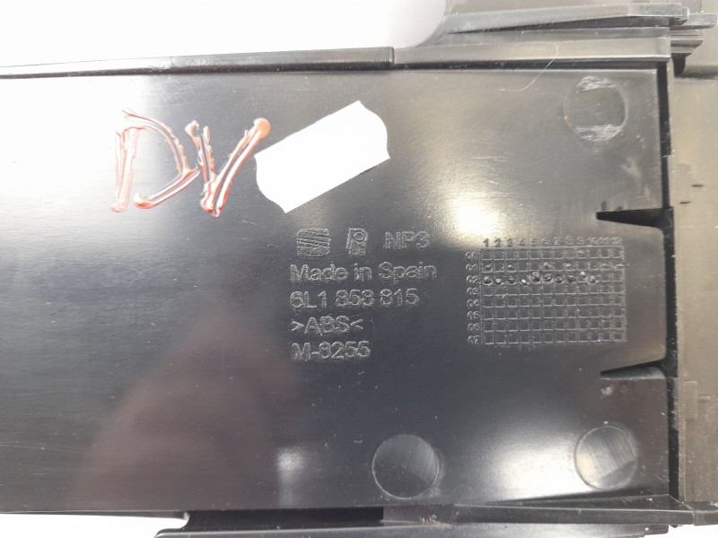 Recambio de moldura para seat ibiza iii (6l1)1.9 tdi referencia OEM IAM 6L1858815  