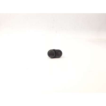 Recambio de centralita motor uce para renault clio ii fase i (b/cbo) 1.2 referencia OEM IAM 105961001B  