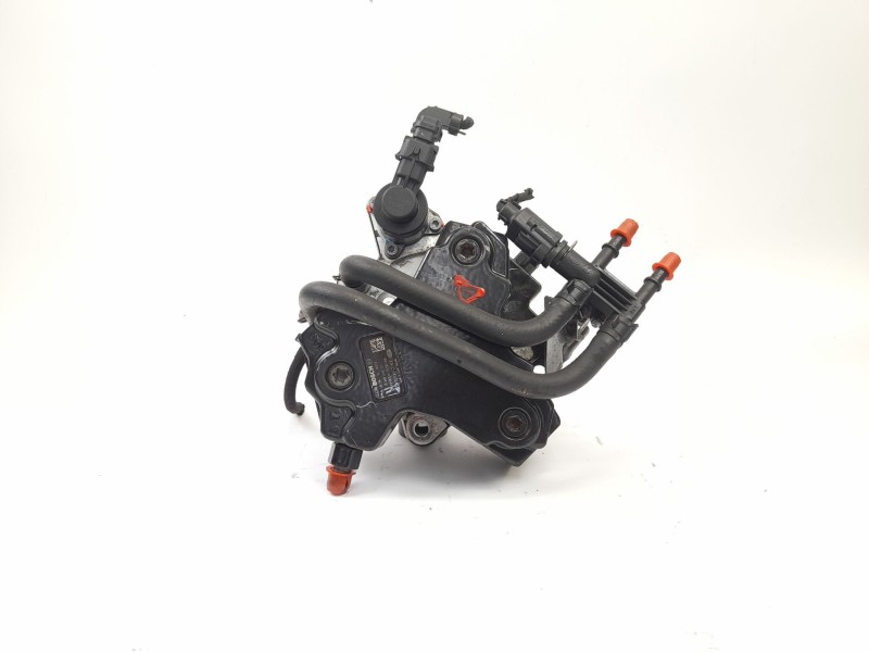 Recambio de bomba inyeccion para kia carens iii monospace un 2.0 crdi referencia OEM IAM 3310027400  0445010121