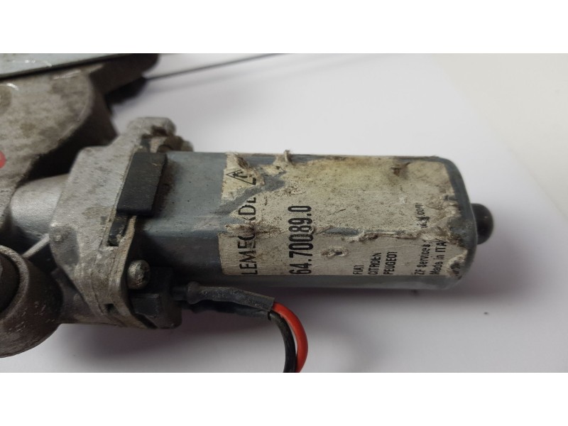 Recambio de elevalunas delantero izquierdo para peugeot boxer caja cerrada (rs2850) 2.8 hdi referencia OEM IAM 64700890  