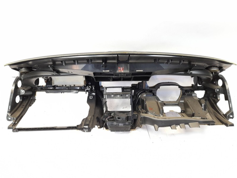 Recambio de salpicadero para saab 9-3 berlina 2.2 tid linear referencia OEM IAM   