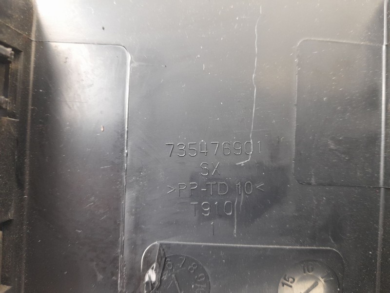 Recambio de moldura para fiat doblo ii cargo (263) furgón base referencia OEM IAM 735476901  