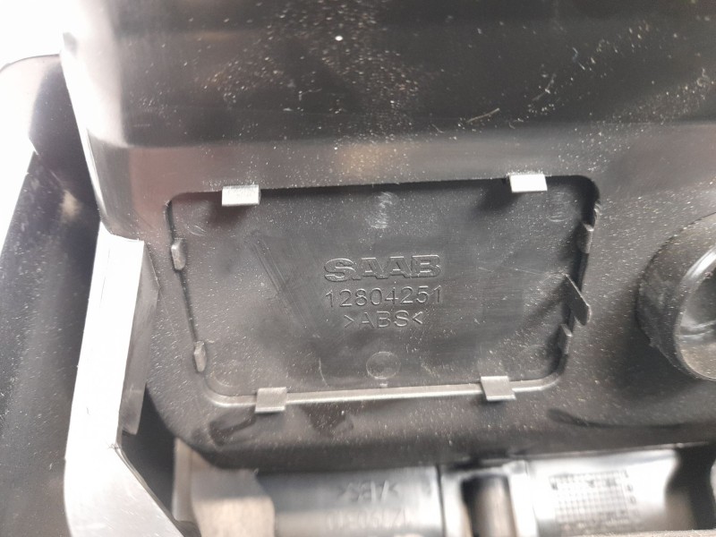 Recambio de consola central para saab 9-3 berlina 2.2 tid linear referencia OEM IAM 12804251  307039