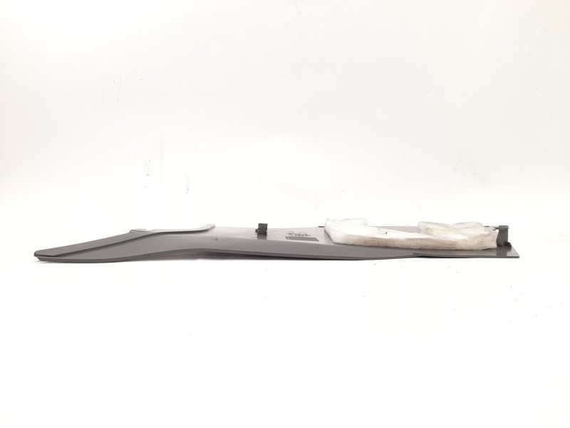 Recambio de moldura para saab 9-3 berlina 2.2 tid linear referencia OEM IAM 12793480  