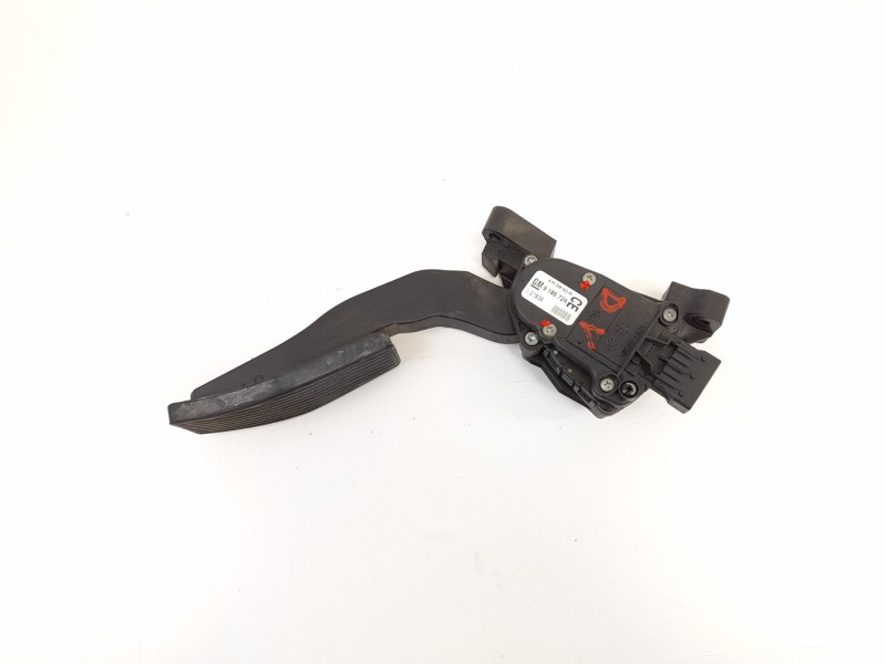 Recambio de pedal acelerador para saab 9-3 berlina 2.2 tid linear referencia OEM IAM 9186724  6PV00832200