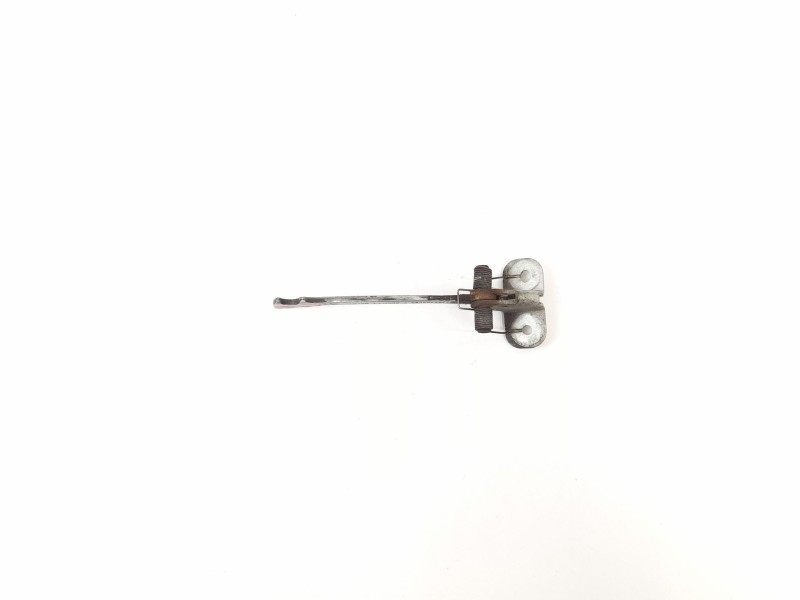 Recambio de retenedor puerta para nissan kubistar (x76) 1.5 dci referencia OEM IAM 7700303582E  