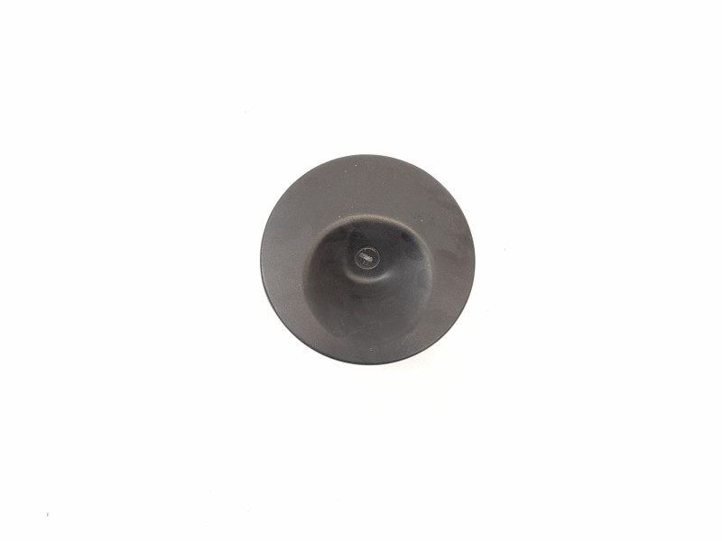 Recambio de tapon combustible para nissan kubistar (x76) 1.5 dci referencia OEM IAM 7700315330A  8200162581