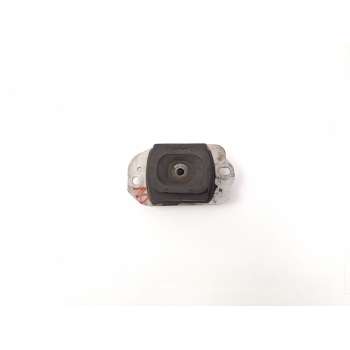 SOPORTE MOTOR 8200689120 8200292828F 8200277209K