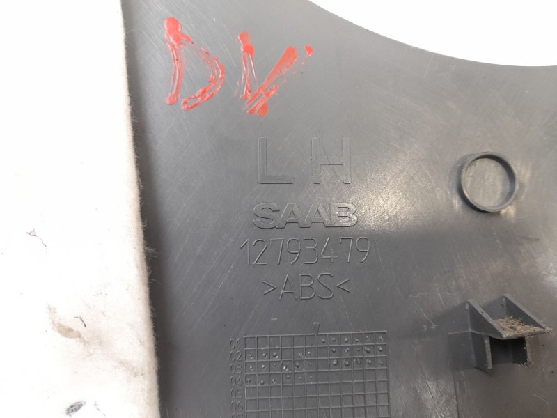 Recambio de moldura para saab 9-3 berlina 2.2 tid linear referencia OEM IAM 12793479  