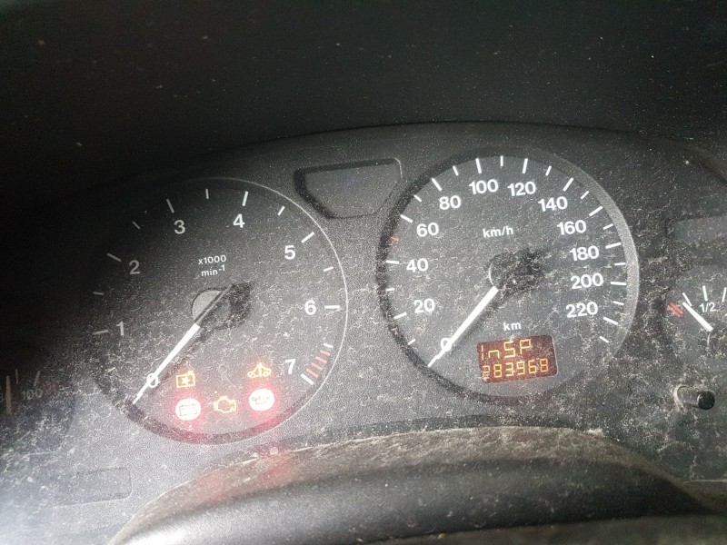 opel astra g berlina del año 2000