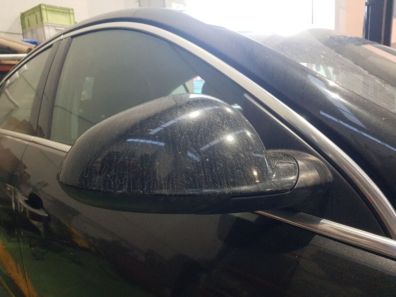 opel insignia berlina del año 2010