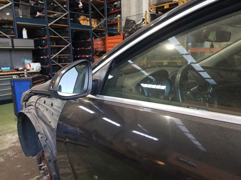 opel insignia berlina del año 2010