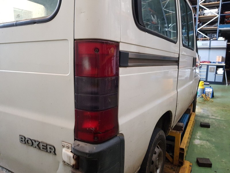 peugeot boxer furgón (230l) del año 2001