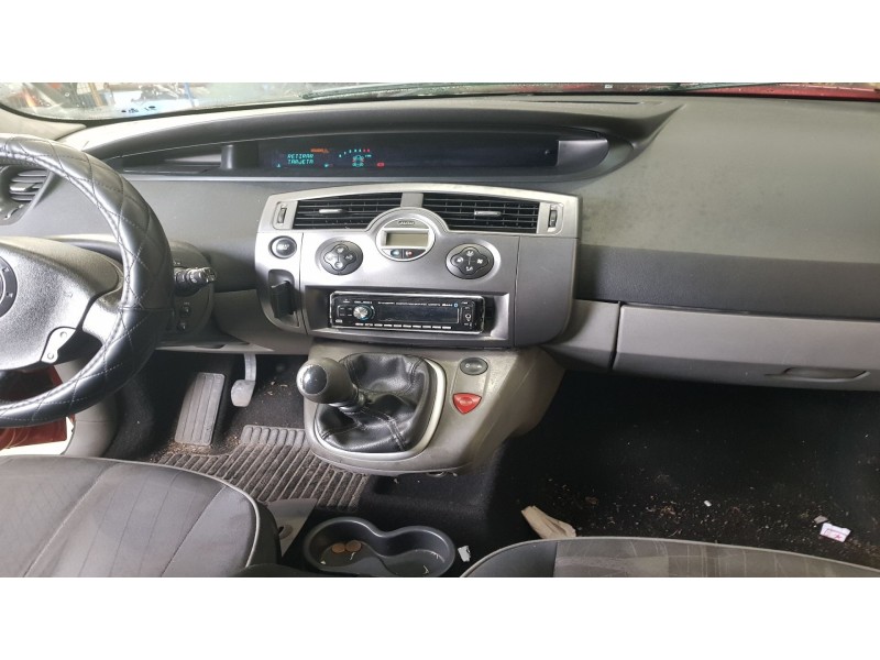 renault scenic ii del año 2003