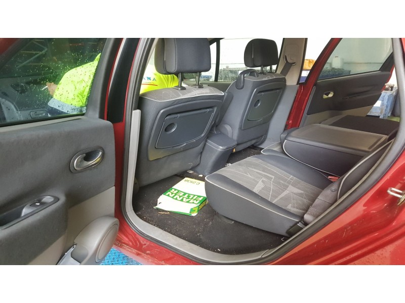 renault scenic ii del año 2003