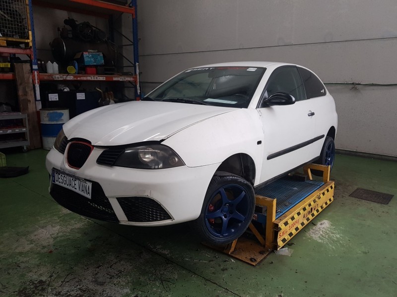 seat ibiza (6l1) del año 2003