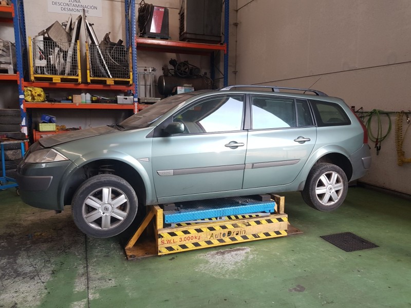 renault megane ii ranchera familiar (km0/1_) del año 2004