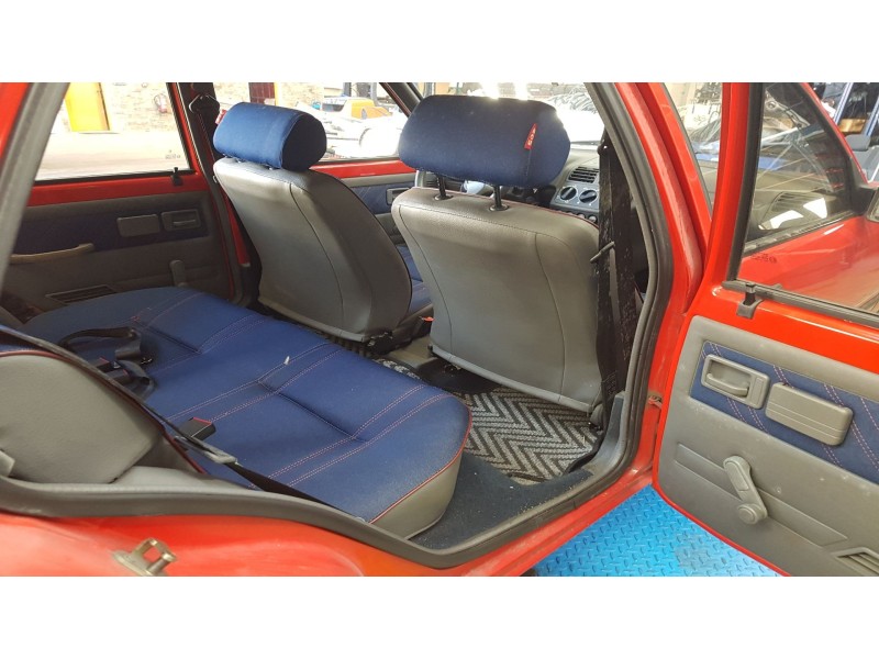 peugeot 205 furgón del año 1993