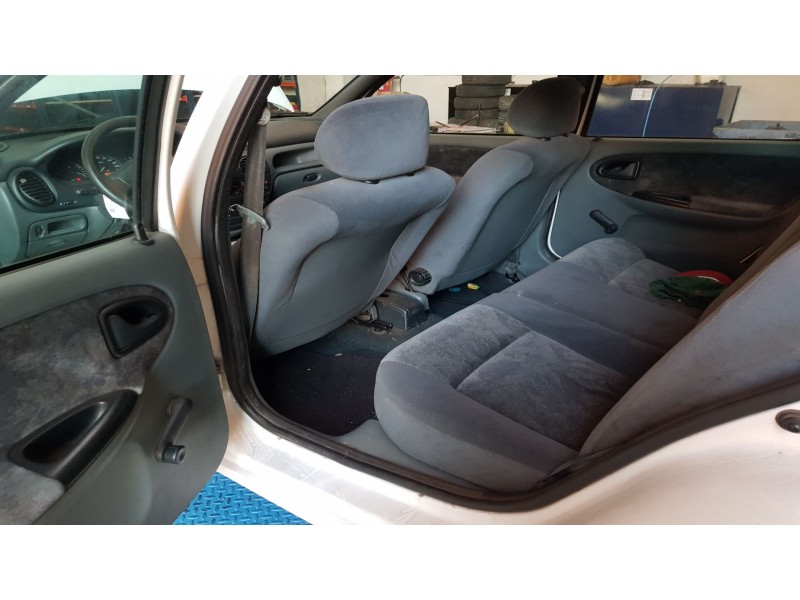 renault megane i classic (la0) del año 1998
