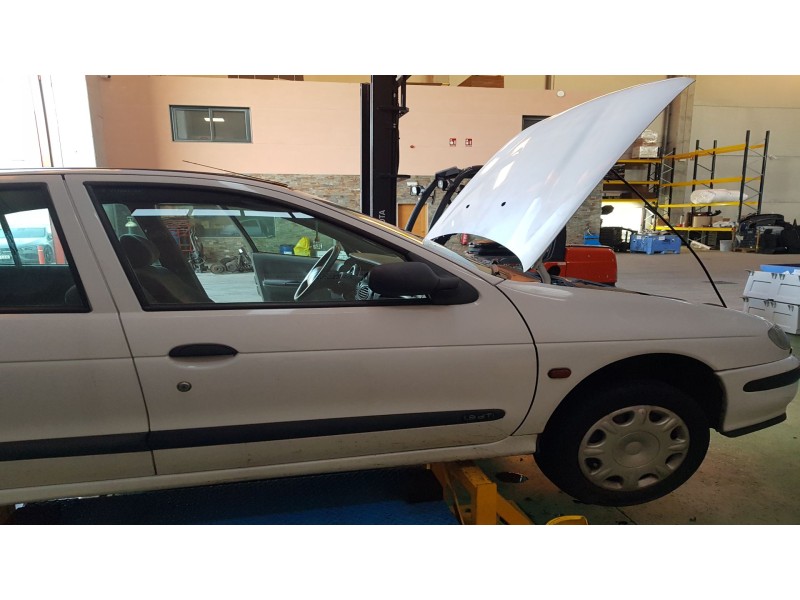 renault megane i classic (la0) del año 1998