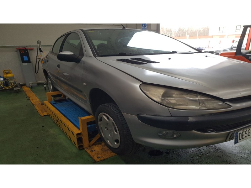 peugeot 206 fastback (2a/c) del año 2000
