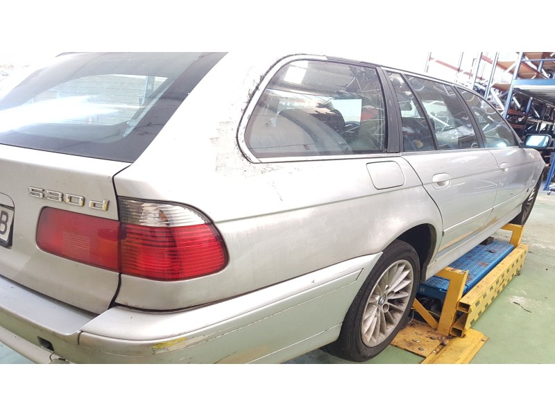bmw serie 5 berlina (e39) del año 2000