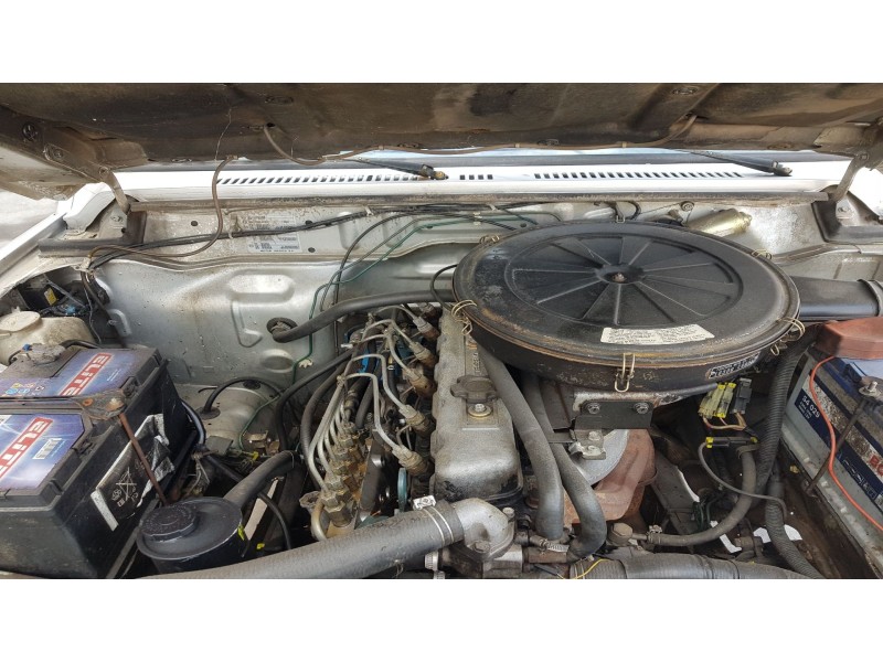 nissan patrol (k/w260) del año 1987