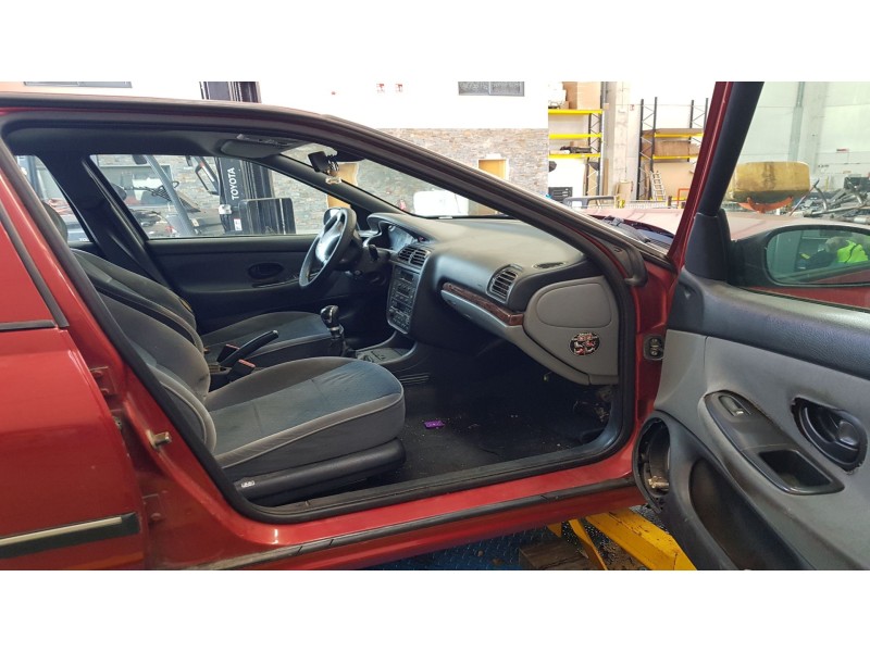 peugeot 406 berlina (8b) del año 2000