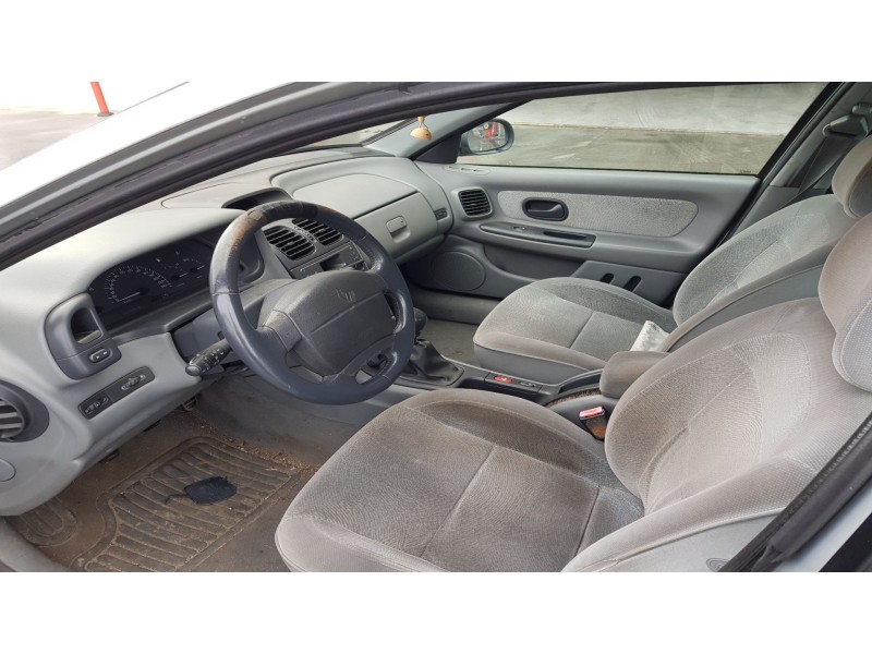 renault laguna (b56) del año 1999