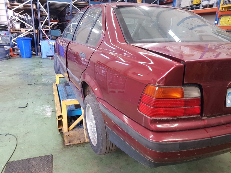 bmw serie 3 berlina (e36) del año 1996