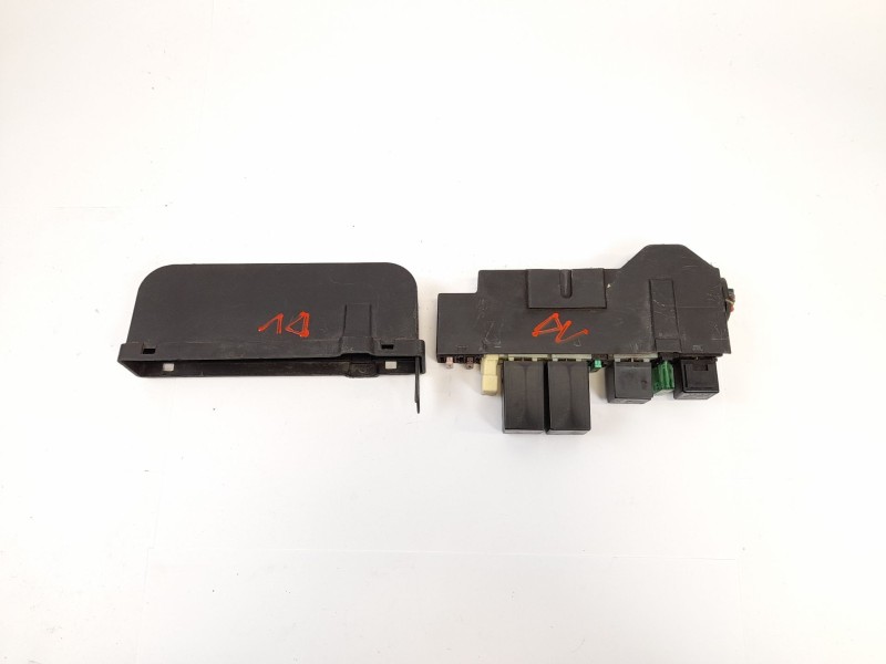 Recambio de caja reles / fusibles para seat ibiza (6k1) 1.9 sdi referencia OEM IAM   