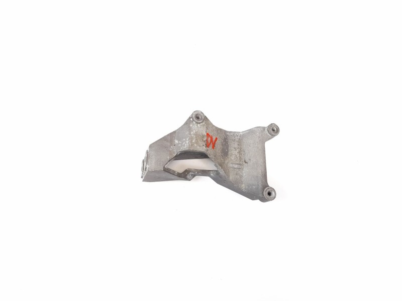 Recambio de soporte motor para seat ibiza (6k1) 1.9 sdi referencia OEM IAM 038129723E  