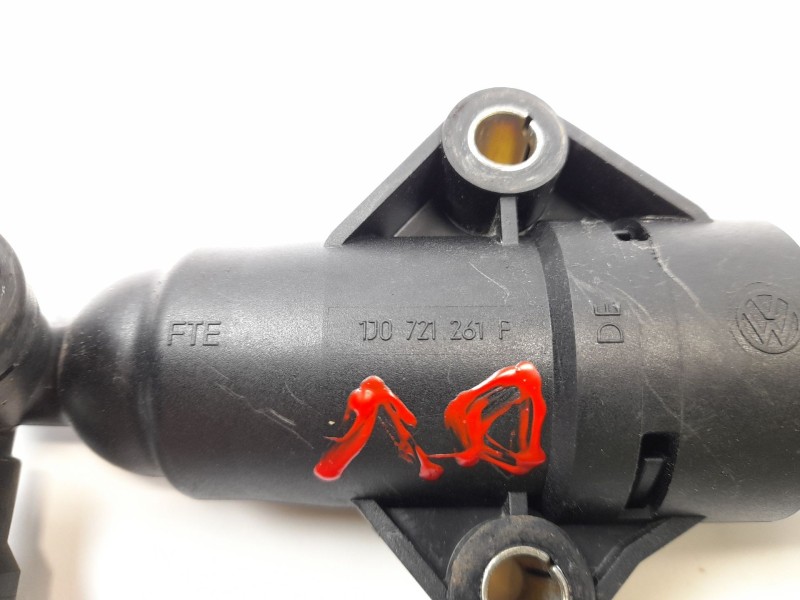 Recambio de bombin embrague para seat ibiza (6k1) 1.9 sdi referencia OEM IAM 1J0721261F  