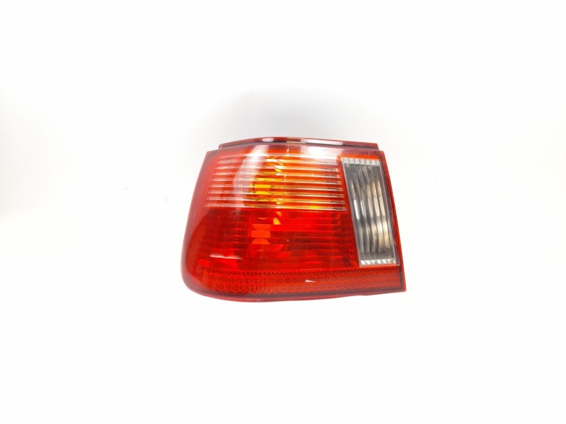 Recambio de piloto trasero izquierdo para seat ibiza (6k1) 1.9 sdi referencia OEM IAM 6K6945095J  6K6945111G