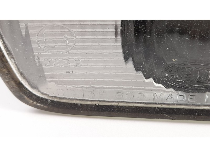 Recambio de faro antiniebla trasero izquierdo para volkswagen vento (1h2) 1.9 td referencia OEM IAM 301139353  