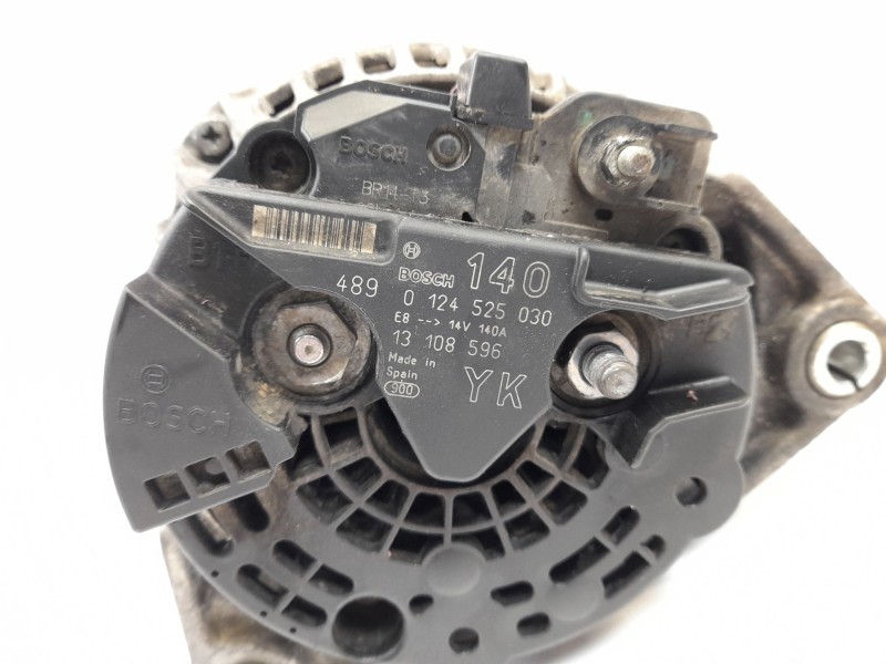 Recambio de alternador para opel vectra c berlina 2.0 dti 16v referencia OEM IAM 0124525030  13108596