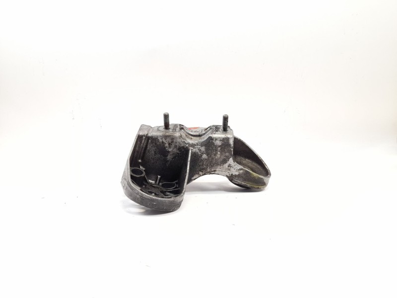 Recambio de soporte motor izquierdo para audi a4 b5 (8d2) 2.5 tdi referencia OEM IAM 4B0199351B  