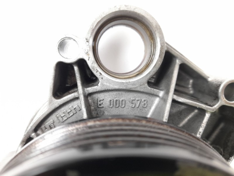 Recambio de bomba agua para bmw serie 3 berlina (e46) 320d referencia OEM IAM E000578  E000500