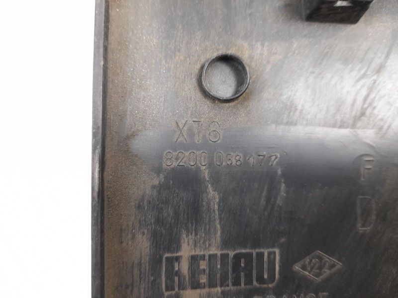 Recambio de moldura para nissan kubistar (x76) 1.5 dci referencia OEM IAM 8200038177  