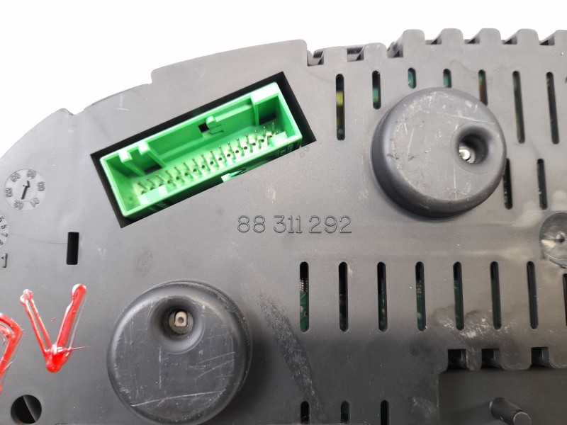Recambio de cuadro instrumentos para seat ibiza (6k1) 1.9 sdi referencia OEM IAM 88311292 81117951 110008923004