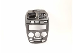 Recambio de moldura para hyundai accent sedán (lc) 1.3 referencia OEM IAM 8474125300  