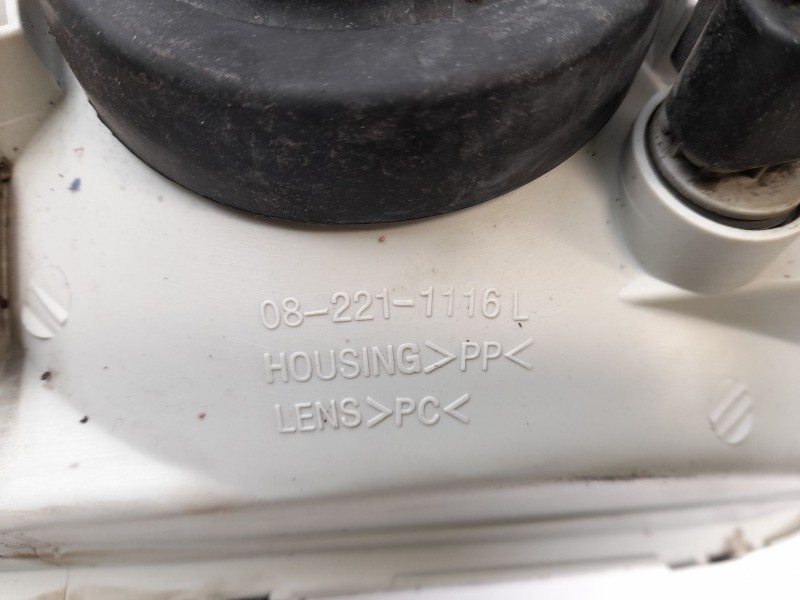 Recambio de faro izquierdo para hyundai accent sedán (lc) 1.3 referencia OEM IAM 082211116L  