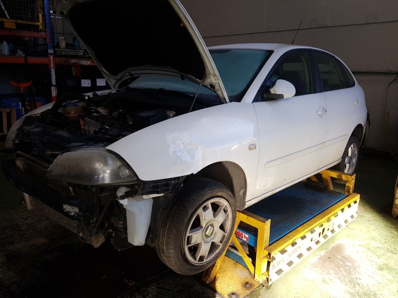 seat ibiza (6l1) del año 2006