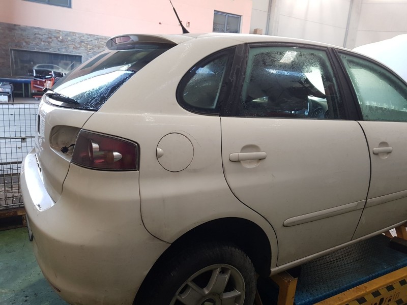 seat ibiza (6l1) del año 2006