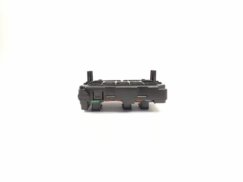 Recambio de caja reles / fusibles para citroen c3 1.4 hdi premier referencia OEM IAM 965061838000  T118470004L