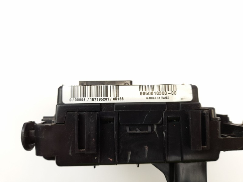 Recambio de caja reles / fusibles para citroen c3 1.4 hdi premier referencia OEM IAM 965061838000  T118470004L